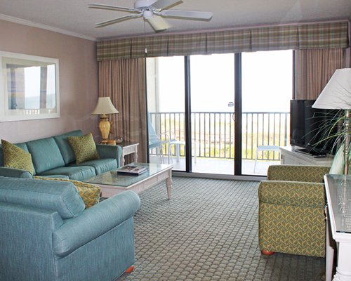 Island Club-Seawatch