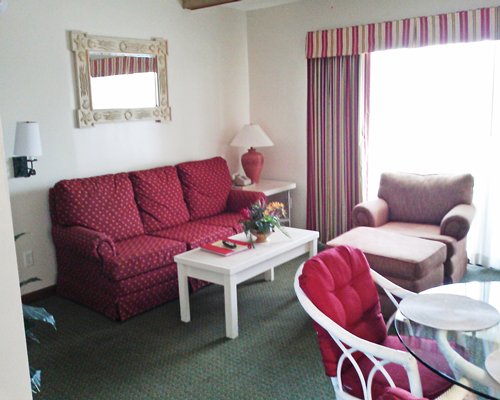 Driftwood Inn Resort