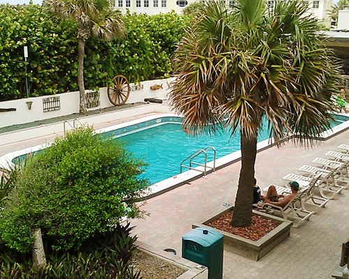 Driftwood Inn Resort