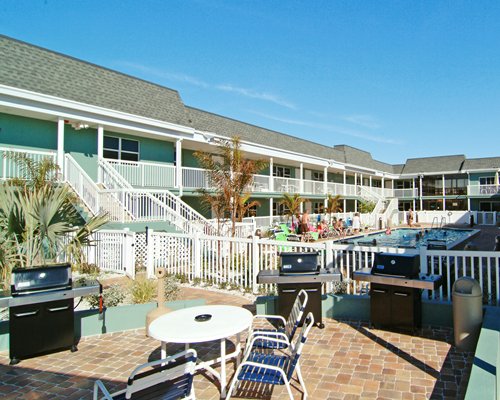 Mariner Beach Club