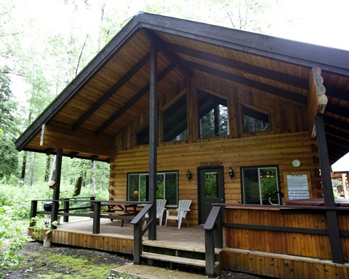 Glacier Wilderness Resort