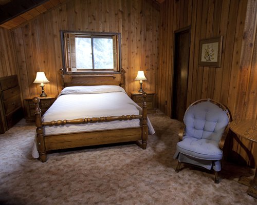 Glacier Wilderness Resort