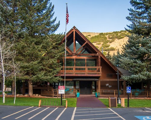 East Canyon Resort