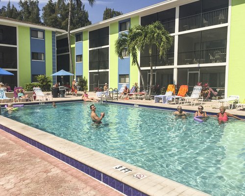 Tropical Sands Resort