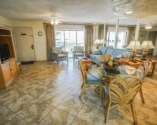 Coral Reef Beach Resort