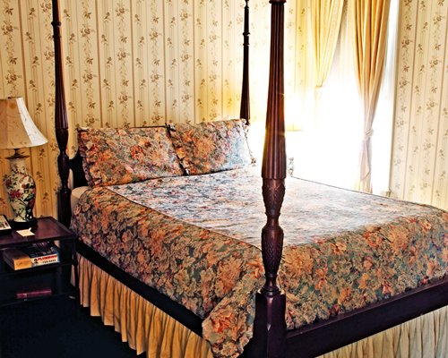 Nob Hill Inn