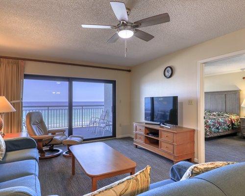 Camaron Cove