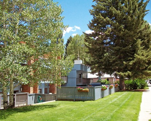 Shadow Mountain Lodge at Aspen