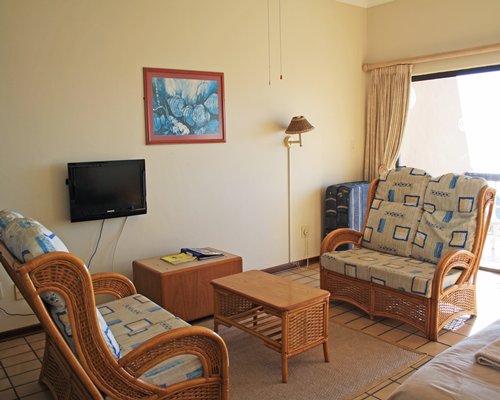 Glenmore Sands And Cabanas