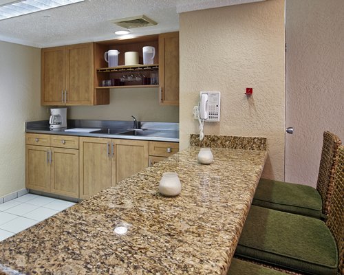 Casa del Mar Beach Resort