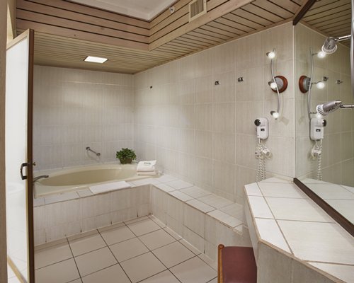 Casa del Mar Beach Resort