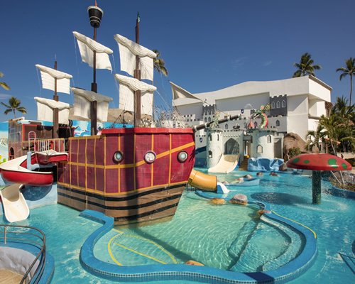 Marina de Oro