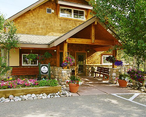 Swan Mountain Resort