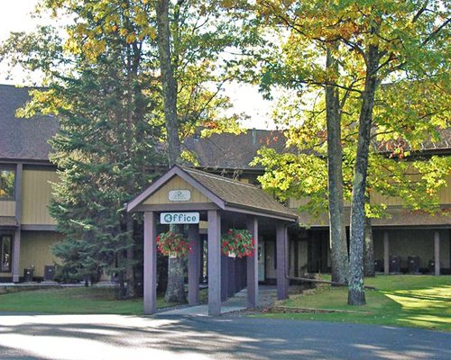 The Pointe Resort and Club