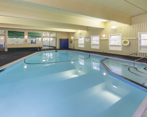 Holiday Inn Club Vacations Oak 'n Spruce Resort