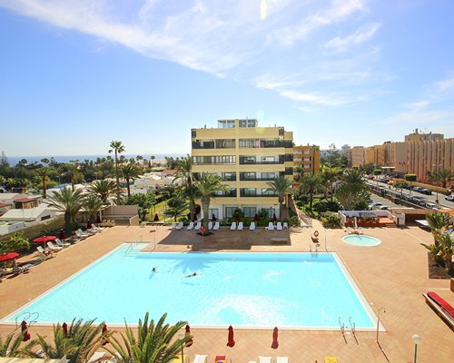 Club Excélsior 2