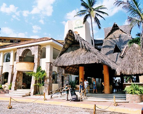 Hotel Las Palmas Beach Resort
