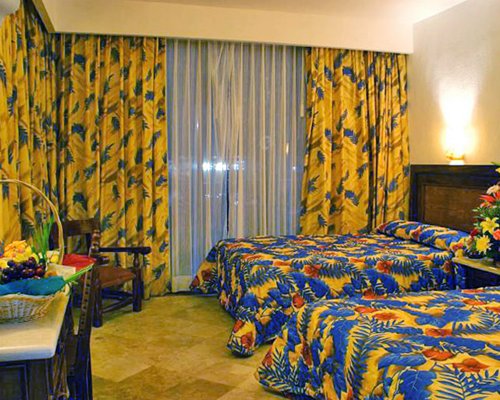 Hotel Las Palmas Beach Resort