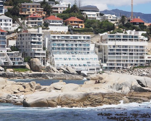 Bantry Bay International