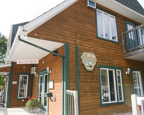Privilege Mont-Tremblant–Voliere