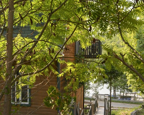 Privilege Mont-Tremblant–Voliere