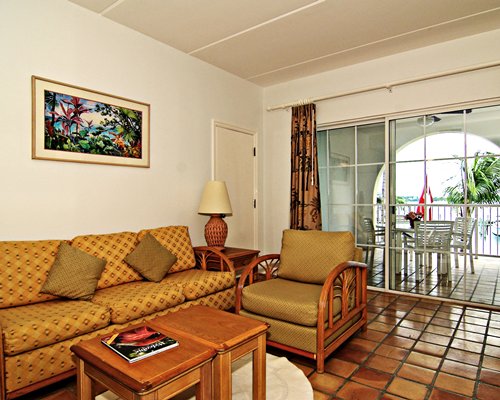 Paradise Harbour Club & Marina