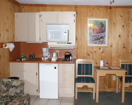 Smoketree Lodge