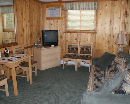 Smoketree Lodge