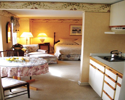 America's Cup Inn