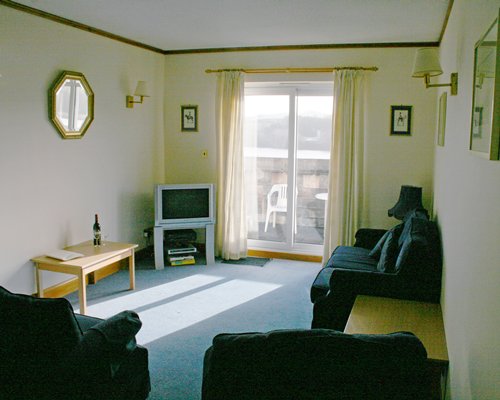 Passage House Club Hotel