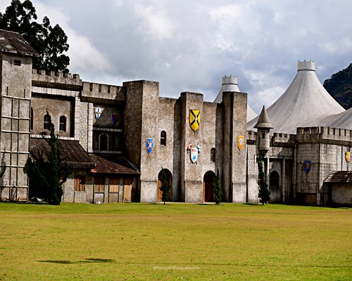 Complexo Hoteleiro Le Canton