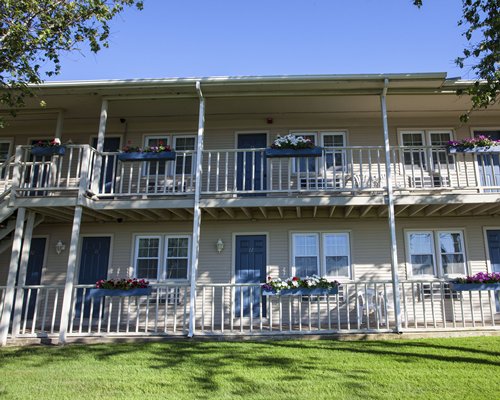 Pier 7 Condominiums