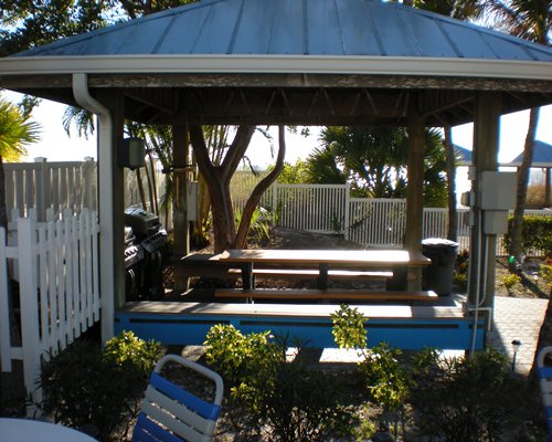 Beach Club I