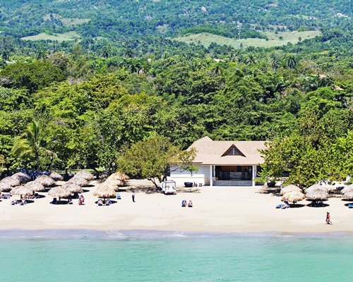 Bluebay Villas Doradas
