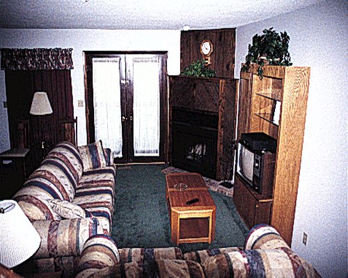 Wolf Run Manor at Treasure Lake