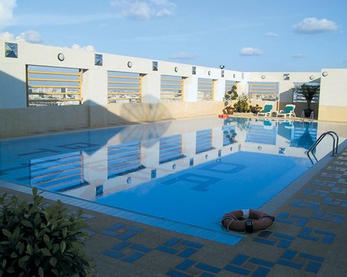 Grand Tower Inn