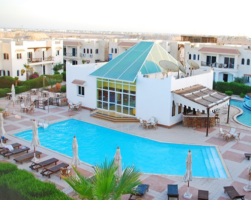 Logaina Resort