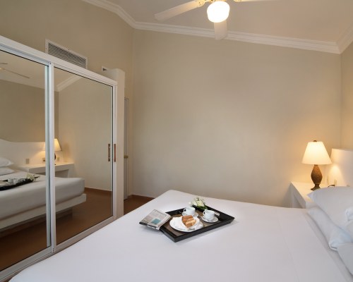 The Crown Suites at LHVC Resort