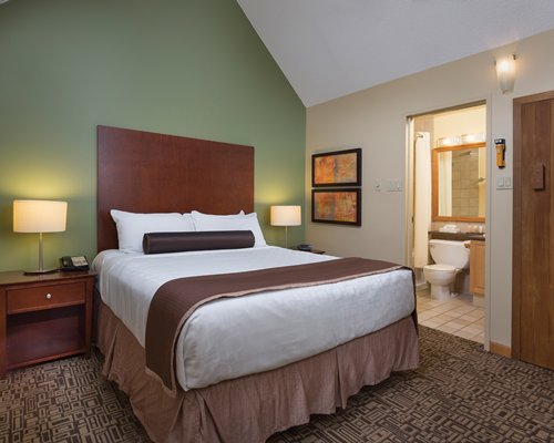 Mountainside Lodge