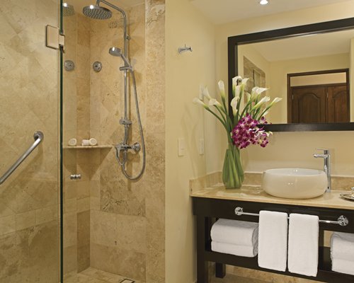 Dreams Los Cabos Golf Resort & Spa by UVC