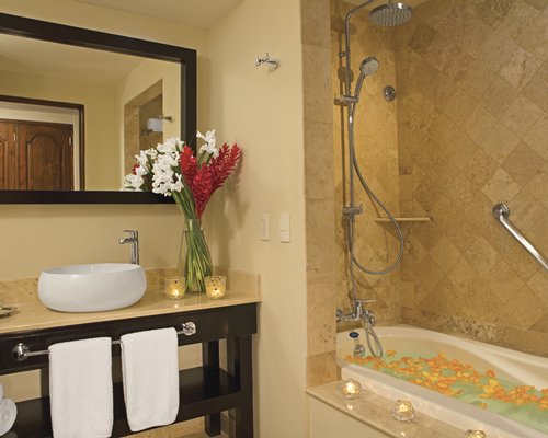 Dreams Los Cabos Golf Resort & Spa by UVC