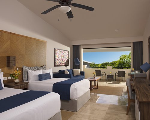 Now Sapphire Riviera Cancun by UVC