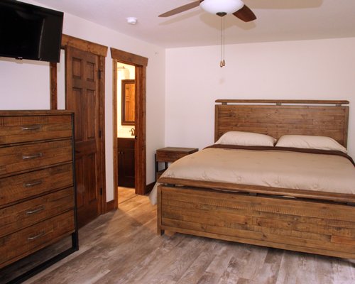 The Lodges at Indian Point Resort