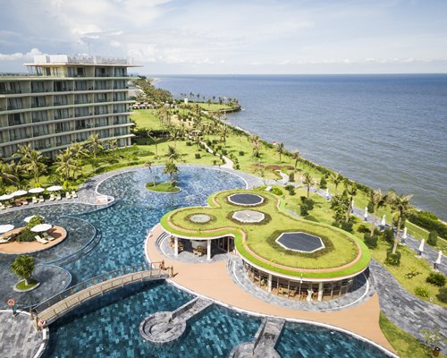 FLC Samson Beach & Golf Resort