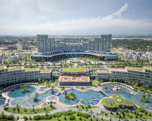 FLC Grand Hotel Samson