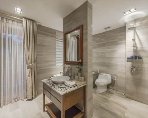 FLC Luxury Vinh Phuc Resort