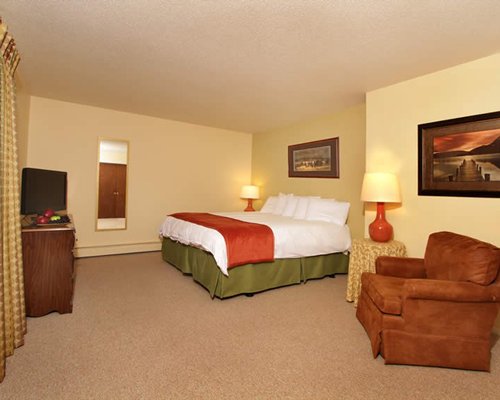 Lake Forest Resort