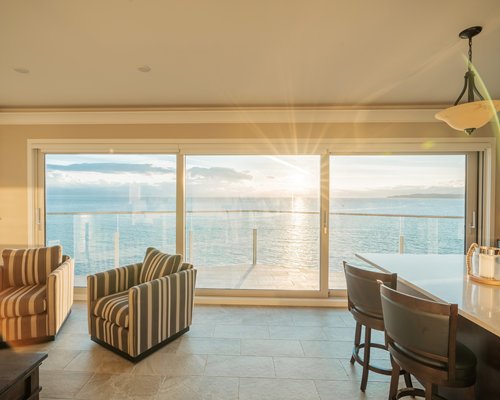 Sookepoint Ocean Cottage Resort
