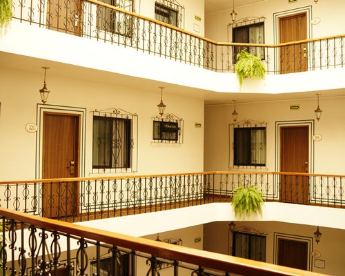 Vista Express Morelia - 4 Nights