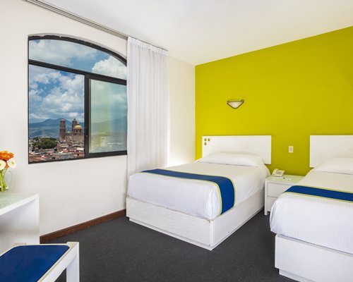 Vista Express Morelia - 4 Nights